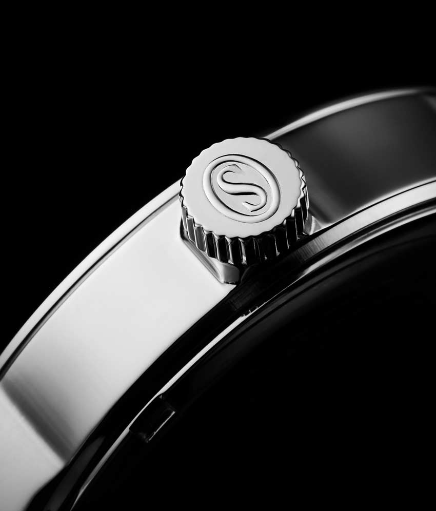 Grey Dial / Silver Case / Black Band