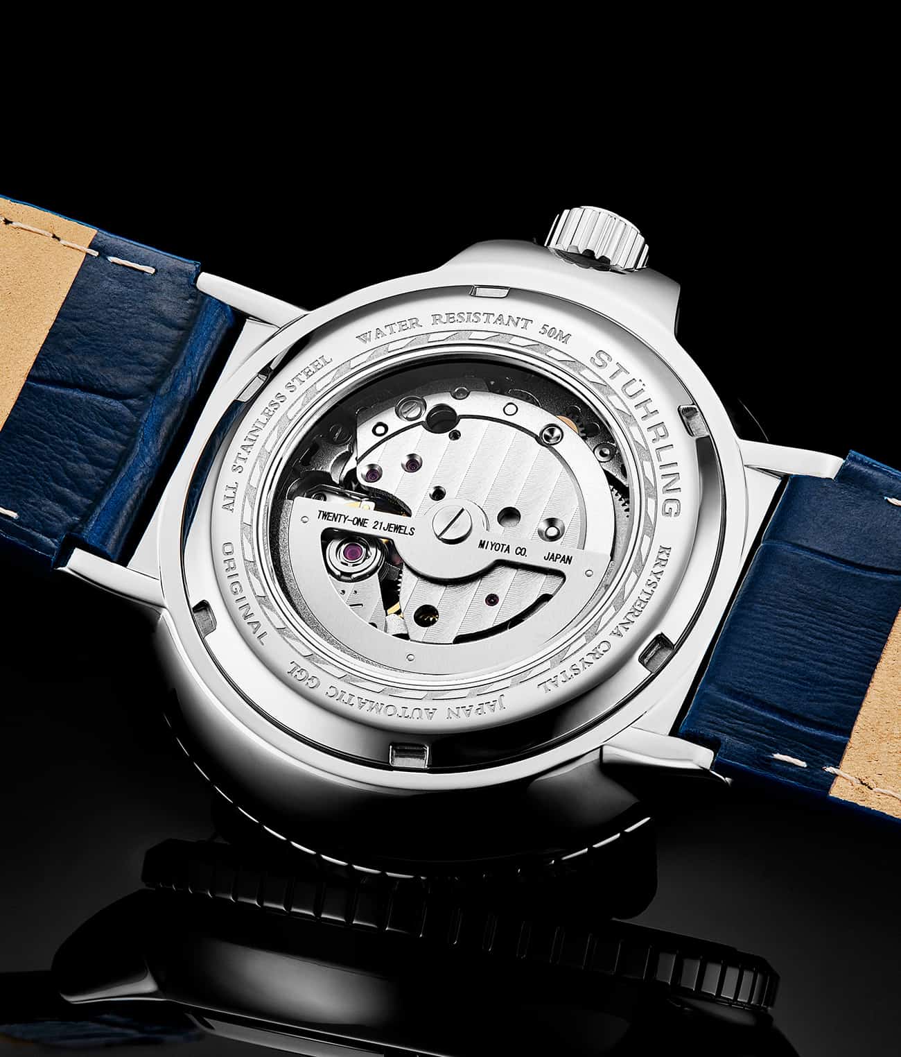 Silver Dial / Silver Case / Blue Band