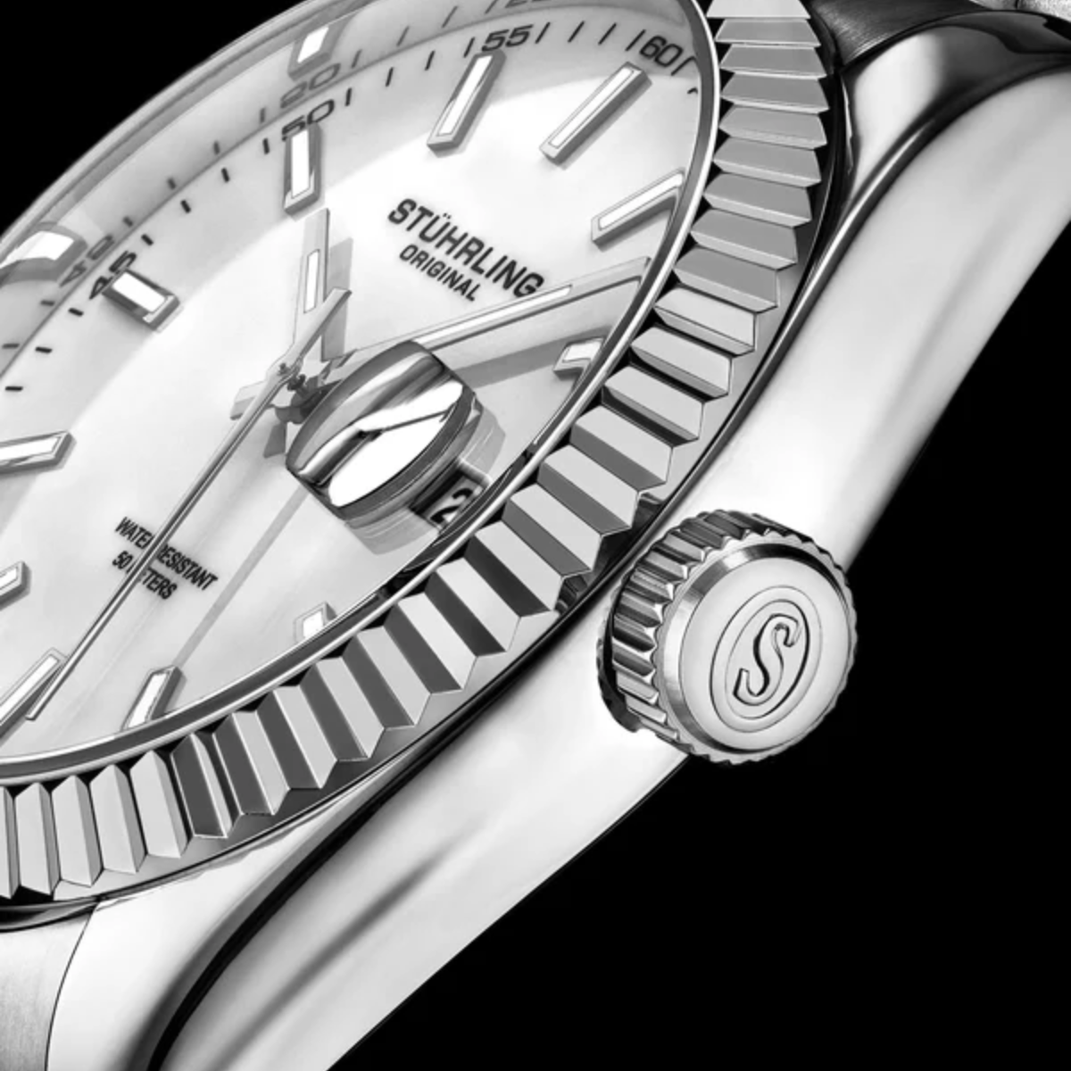 Lineage 3935.1 42mm