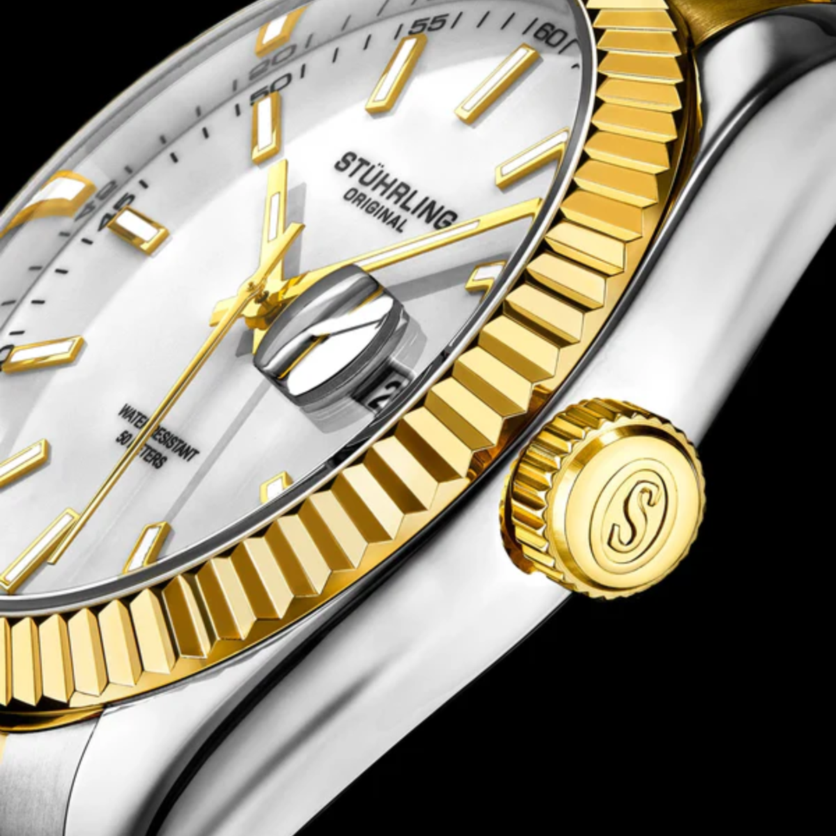 Lineage 3935.6 42mm